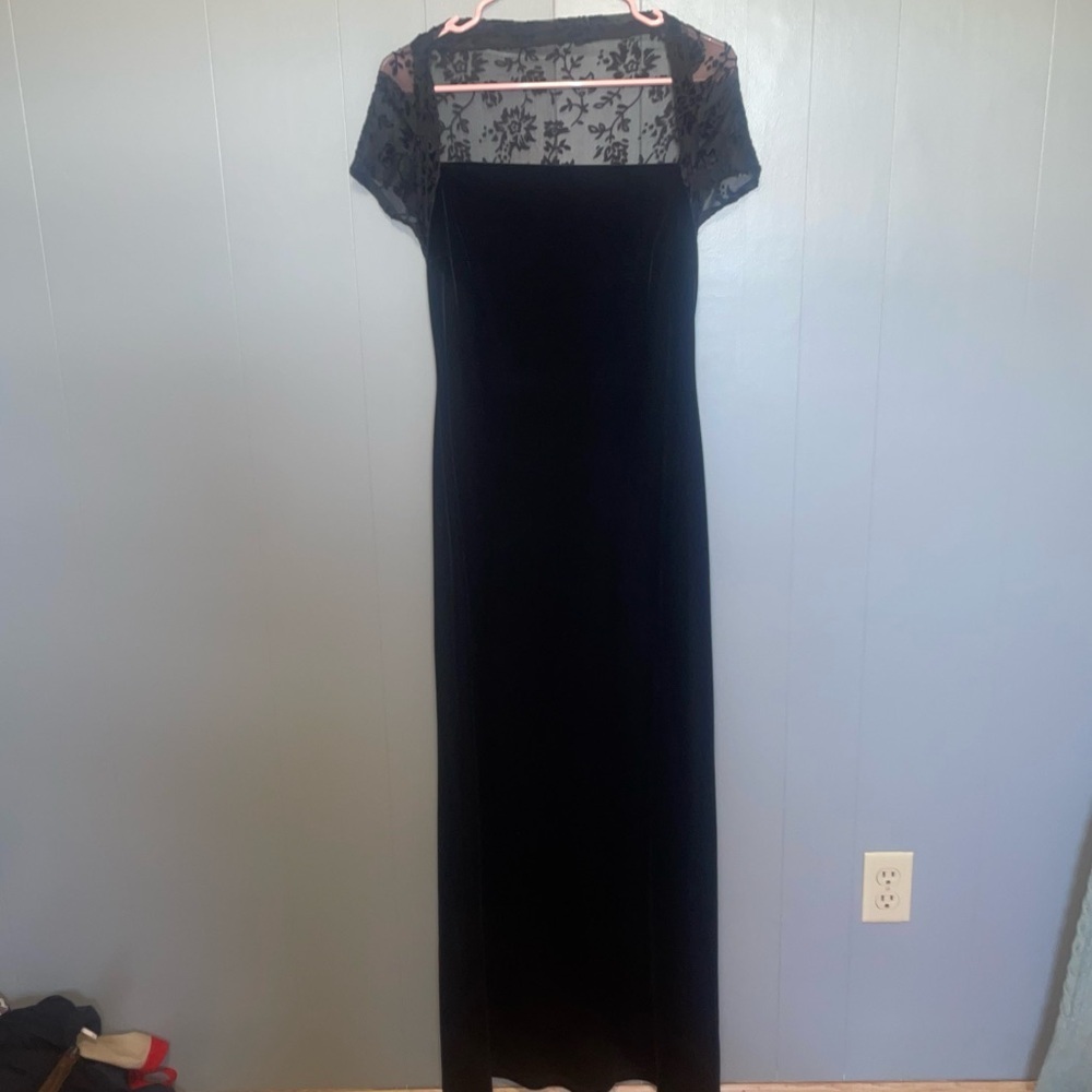 My Michelle Vintage 90s Velvet Maxi Dress with Sheer Velvet Detailed Back Medium